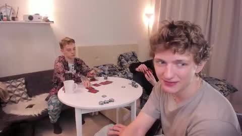 Dimoooooon online show from 10/24/25, 08:49