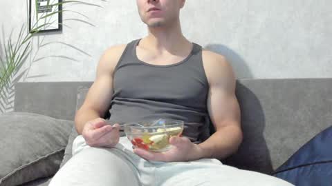 Vincent.  uncut 18cm online show from 01/16/25, 04:50