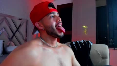 Vincent online show from 06/30/26, 03:07
