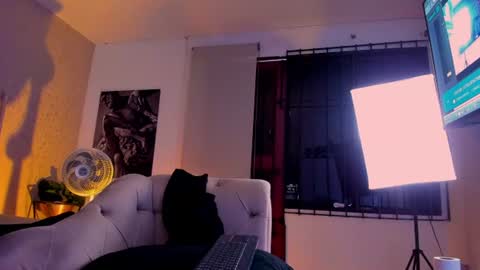 Vincent online show from 07/28/26, 11:17