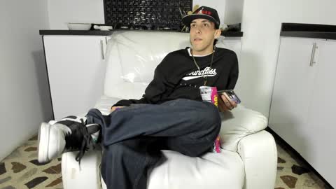 Vincent online show from 01/27/25, 10:27