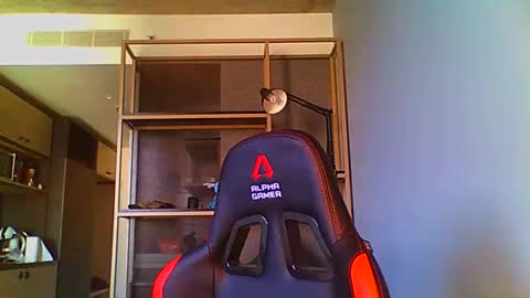 Snapshot of vincentprice69 chatting on 10/17/25, 04:31 vincentprice69 online show from 10/17/25, 04:31