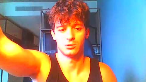 Snapshot of vincentprice69 chatting on 10/25/25, 09:28 vincentprice69 online show from 10/25/25, 09:28