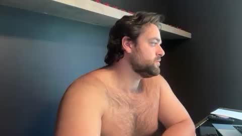 Vinfaro27 online show from 10/26/25, 05:30