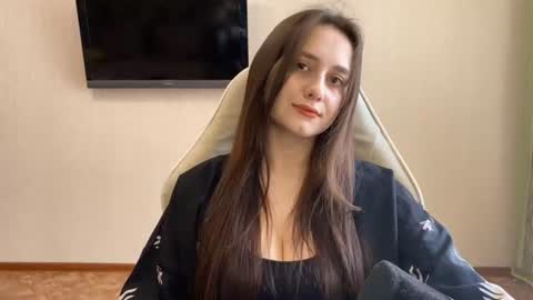 Laurie online show from 06/11/26, 10:24