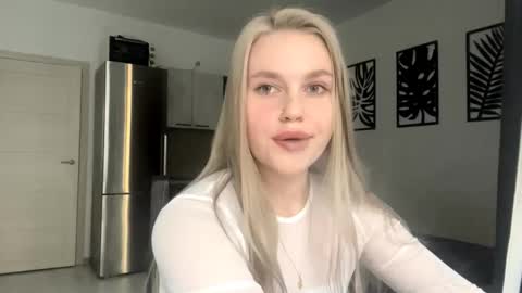 Maria online show from 09/09/25, 03:44