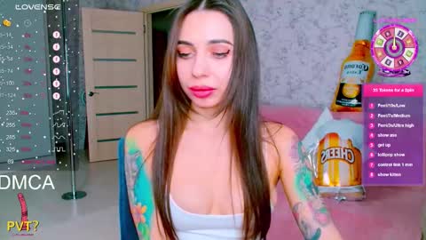 Snapshot of vinkiepinkie chatting on 10/02/25, 03:41 Vinkiepinkie online show from 10/02/25, 03:41