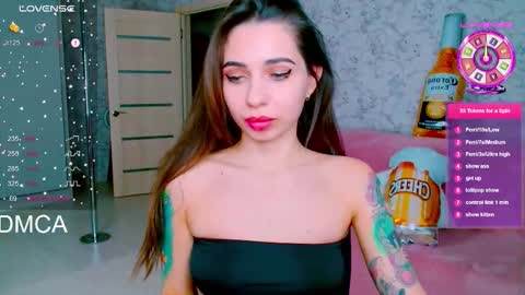 Snapshot of vinkiepinkie chatting on 10/03/25, 03:42 Vinkiepinkie online show from 10/03/25, 03:42