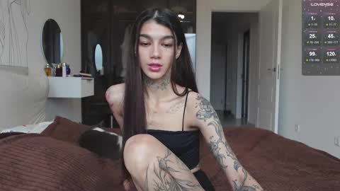 vinkitinkii online show from 10/10/25, 07:07