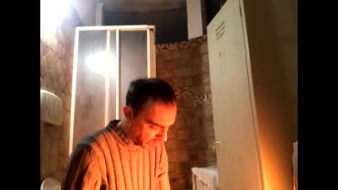 Snapshot of vinmin90 chatting on 01/02/25, 04:35 Zenith online show from 01/02/25, 04:35