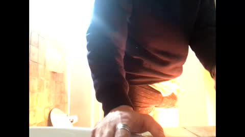 Snapshot of vinmin90 chatting on 01/07/25, 12:03 Zenith online show from 01/07/25, 12:03