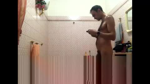 Snapshot of vinmin90 chatting on 02/12/25, 12:16 Zenith online show from 02/12/25, 12:16