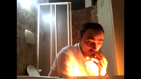 Snapshot of vinmin90 chatting on 03/02/25, 10:38 Zenith online show from 03/02/25, 10:38