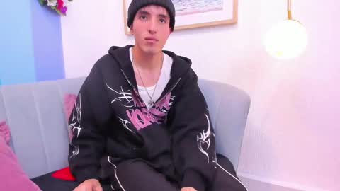 Snapshot of vinniematte chatting on 02/09/25, 03:22 vinniematte online show from 02/09/25, 03:22