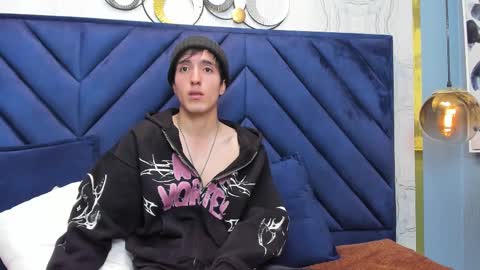 Snapshot of vinniematte chatting on 03/06/25, 02:19 vinniematte online show from 03/06/25, 02:19