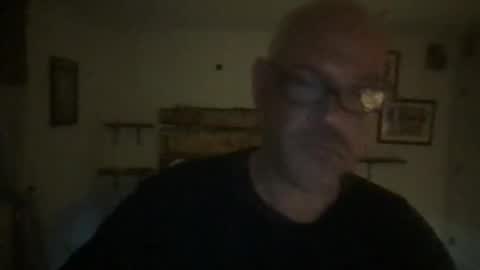 vinnumber8 online show from 10/28/25, 02:31