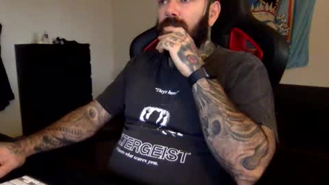 VinnyVonDoom online show from 11/07/25, 02:39