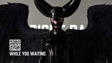 Snapshot of vinylstore chatting on 10/01/25, 04:57 Diva Silvia online show from 10/01/25, 04:57