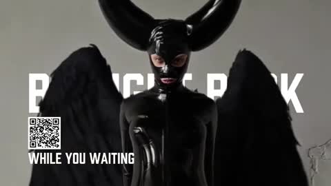 Snapshot of vinylstore chatting on 10/05/25, 05:11 Diva Silvia online show from 10/05/25, 05:11