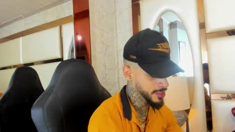 ---Vinzen--- online show from 11/26/25, 04:57