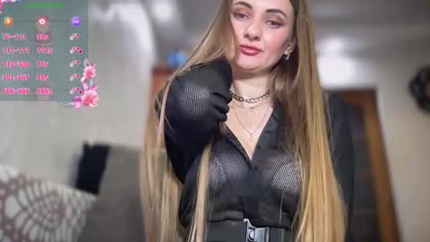 Funny  girl online show from 12/21/24, 07:03