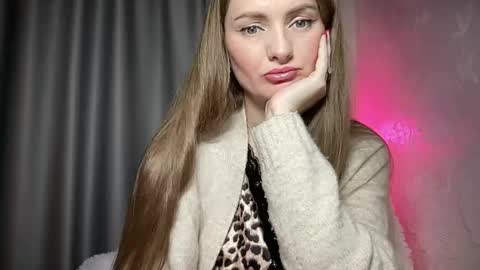 Funny  girl online show from 11/14/25, 10:14