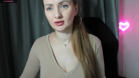 Funny  girl online show from 03/22/26, 03:59