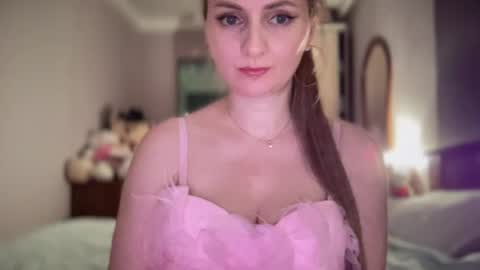 Funny  girl online show from 07/26/26, 10:38