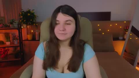 Snapshot of viola__shy chatting on 03/19/26, 09:19 Viola online show from 03/19/26, 09:19