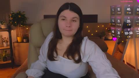 Snapshot of viola__shy chatting on 04/02/26, 08:06 Viola online show from 04/02/26, 08:06