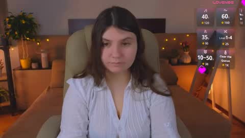 Snapshot of viola__shy chatting on 04/06/26, 09:16 Viola online show from 04/06/26, 09:16