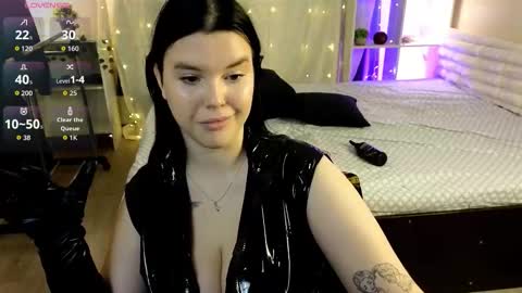 Viola Bunny online show from 09/10/25, 04:18