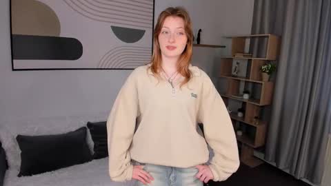 Snapshot of viola_larson chatting on 03/06/26, 02:24 Viola but friends call me Sisi online show from 03/06/26, 02:24