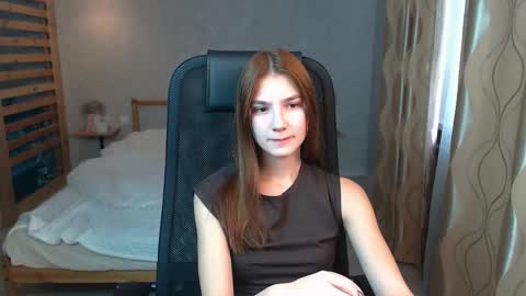 violaberry__ online show from 10/12/25, 02:32