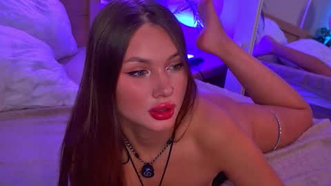 Snapshot of violaflirt chatting on 10/26/25, 04:40 violaflirt online show from 10/26/25, 04:40