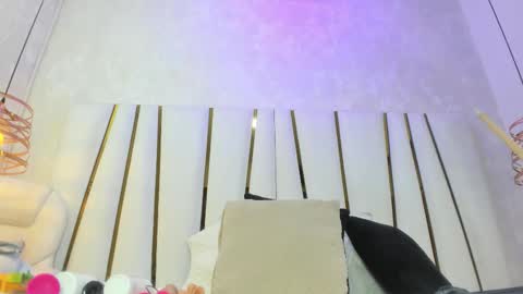 Snapshot of violeet_gray chatting on 03/21/26, 10:20 violeet_gray online show from 03/21/26, 10:20
