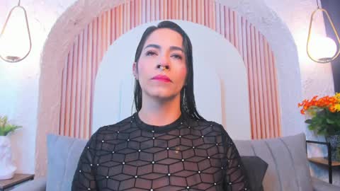 Violette online show from 06/05/26, 10:43