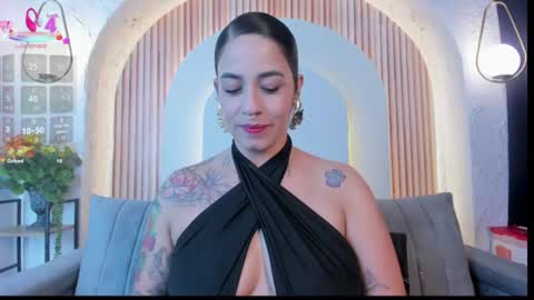 Snapshot of violeet_scottt chatting on 07/10/26, 11:02 Violette online show from 07/10/26, 11:02