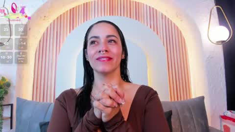 Snapshot of violeet_scottt chatting on 07/24/26, 10:46 Violette online show from 07/24/26, 10:46
