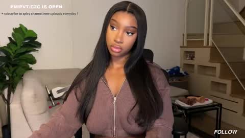 Snapshot of violet6xft chatting on 02/27/26, 08:58 Fantasy Black Girl online show from 02/27/26, 08:58