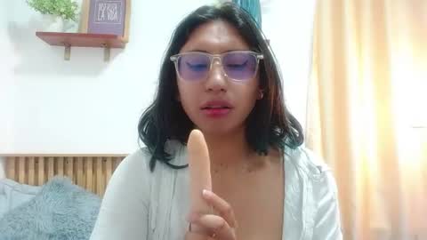 V I O L E T  online show from 07/28/26, 06:20