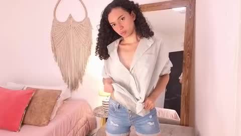 violet__15 online show from 02/12/26, 12:22