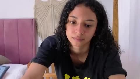 violet__15 online show from 02/25/26, 12:26