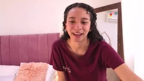 violet__15 online show from 04/06/26, 12:06