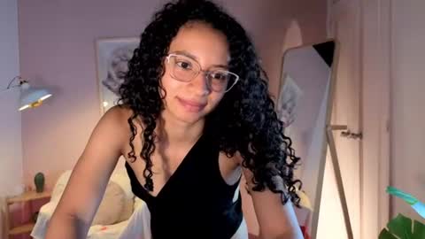 violet__15 online show from 07/28/26, 06:20