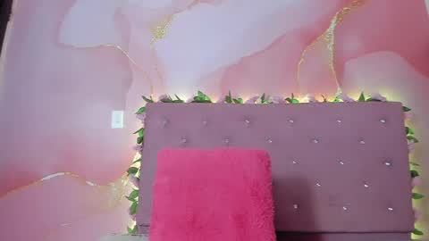 Snapshot of violet__taylor_ chatting on 04/09/26, 02:22 violet__taylor_ online show from 04/09/26, 02:22