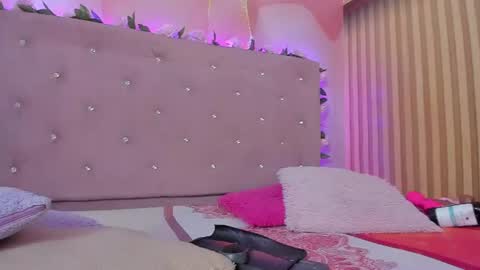 violet__taylor_ online show from 07/01/26, 02:24