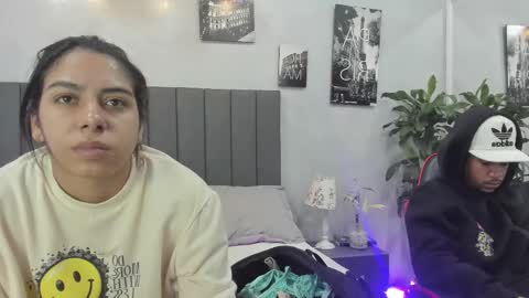 Violet and Myers online show from 09/23/25, 11:46