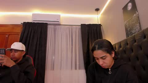 Violet and Myers online show from 11/29/25, 11:24