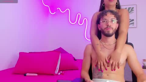 Violet and Paul online show from 10/08/25, 02:42